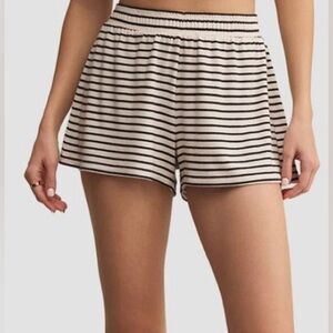 Z Supply Black and White Striped Women Shorts